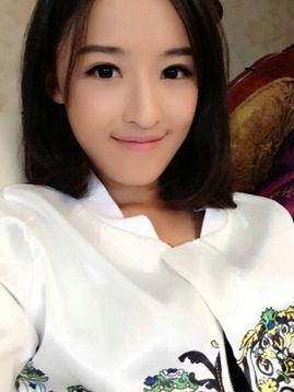 娱乐吃瓜新晋小花无黑料,无黑料,清新脱俗的演艺之路